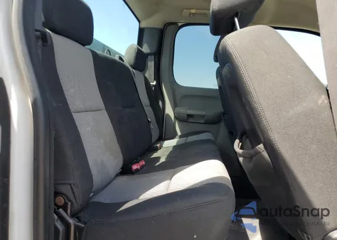 2008 Chevrolet Silverado C1500 z USA, uszkodzony, nr VIN 1GCEC19088Z252172